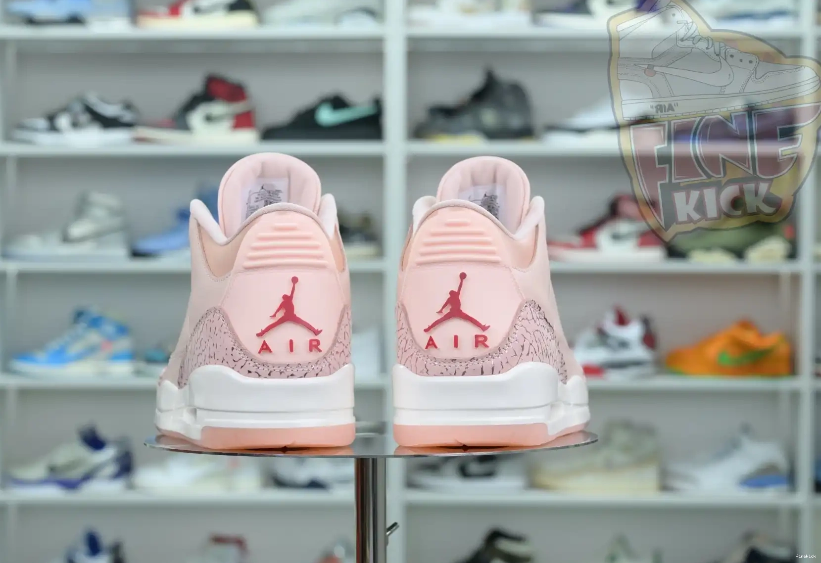 Air Day Jordan Valentine's Jordan 3 0607